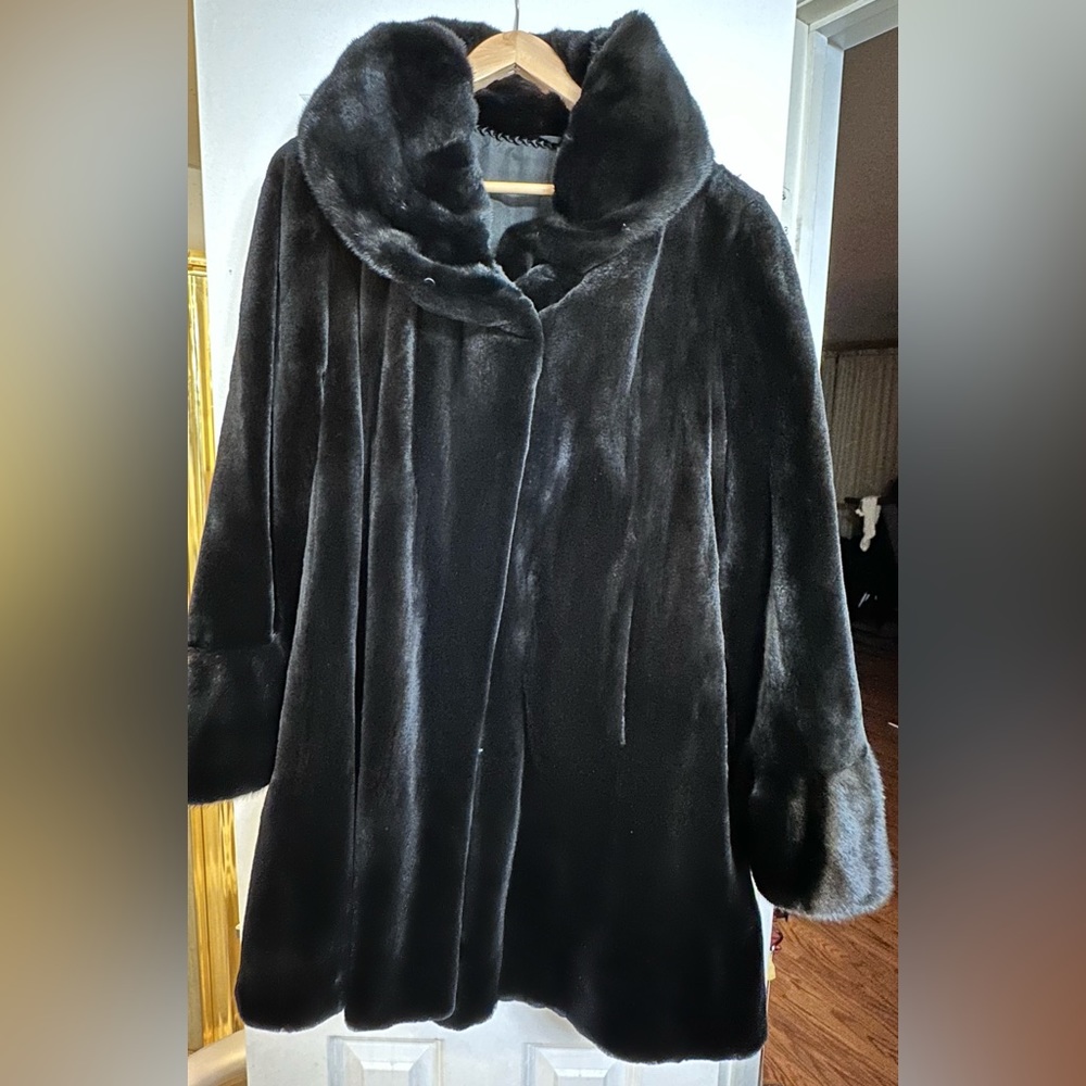 Mink Jacket – Sheared Mink Fur / Mink Collar Cuffs - Picture 5 of 5